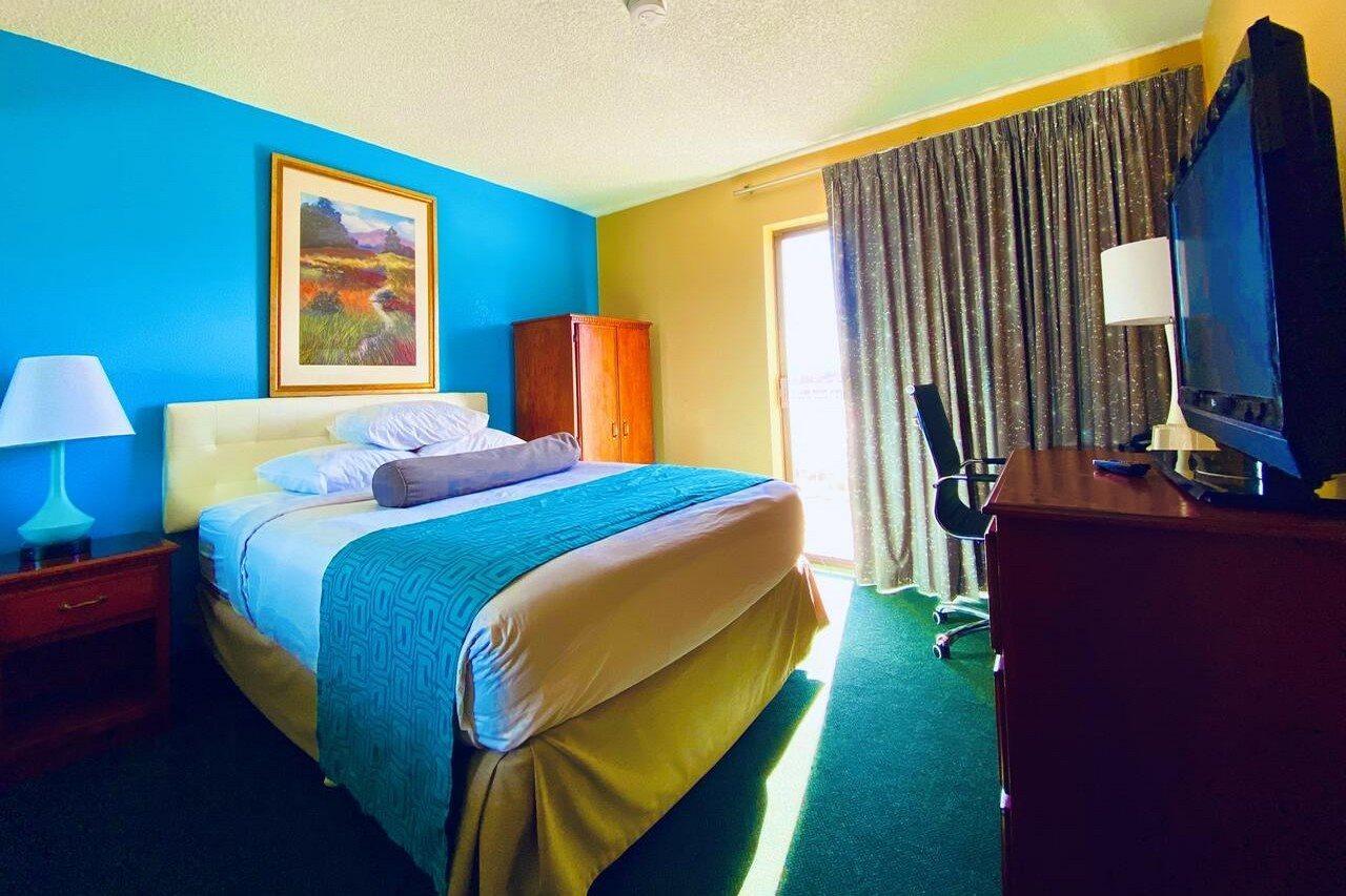 Howard Johnson By Wyndham Denver West Wheat Ridge Bagian luar foto